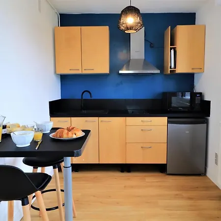 L'Ecrin Logement Tout Confort Wifi, Centre-Ville, Parking Prive Vannes Exterior photo